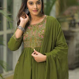 SANISA Women Embroidered Empire Thread Work Kurta with Trousers & With Dupatta-picture-0