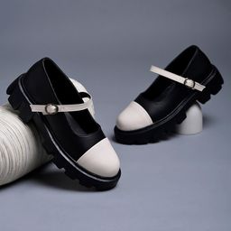 Shoetopia Colour Blocked Mary Jane Buckle Closure Ballerinas - Black-image-97