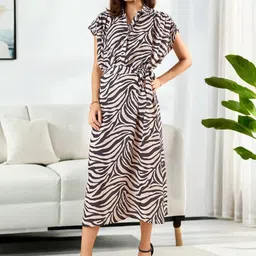 DressBerry Animal Print Flared Sleeve Midi Dress-image-21
