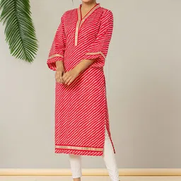 Yufta Leheriya Printed V-Neck Three-Quarter Flared Sleeves Sequin Work Pure Cotton Kurta-14