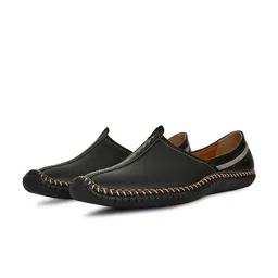 Big Boon Men Textured Mojaris-image-69