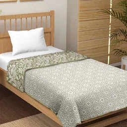 CHICERY Green & White Floral Printed AC Room 210 GSM Cotton Double Bed Dohar-10