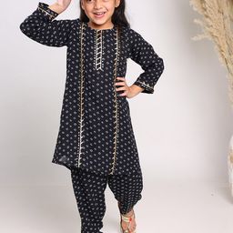 EthIndia Girls Bandhani Printed Regular Gotta Patti Pure Cotton Kurta with Salwar-image-9