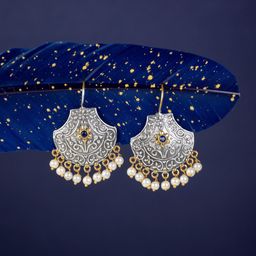 Anvik Contemporary Studs Earrings-10