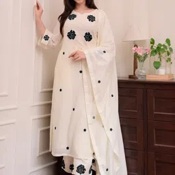 DIVASTRI Women White Viscose Rayon Kurta Sets With Dupatta-picture-43