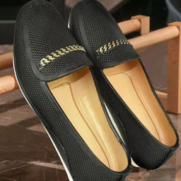 Ajanta Women Textured Loafers-29