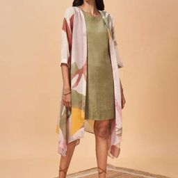 Marigold Lane Green Printed A-Line Dress With Shrug-image-77