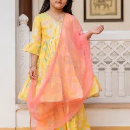 Cutiediva Girls Yellow Printed Kurta & Sharara With Dupatta Set-image-29