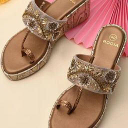 Rocia by Regal Women's Gold Toe Ring Wedges-picture-19