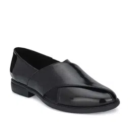 Delize Men's Black Cross Strap Sandals-image-37