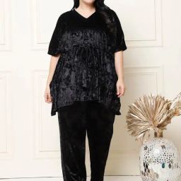TAG 7 Black Velvet Relaxed Fit Sleepwear-image-64
