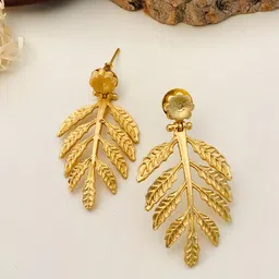 Anouk Gold-Plated Leaf Shaped Studs-picture-16