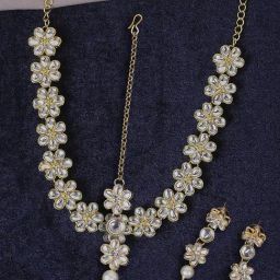 OOMPH Gold Tone Kundan Sheeshphool Set Hair Chain Maangtikka with Earrings-39