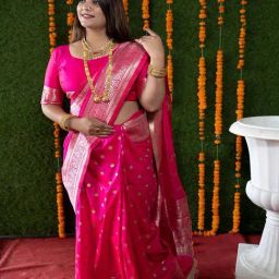 SHUBHKALA Pink Silk Woven Saree With Unstitched Blouse-image-35