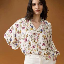 Globus Women White Allover Floral Print V-Neck Reglan Sleeves Top-image-50