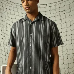 Hubberholme Men Classic Vertical Striped Cotton Relaxed Fit Textured Fabric Casual Shirt-image-65