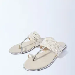 LUNA BLU by Westside Ivory Floral Embellished Kolhapuri Sandals-picture-16