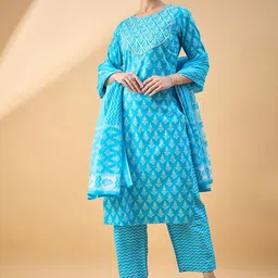 all about you Floral Printed Pure Cotton Straight Kurta With Trouser & Dupatta-picture-47