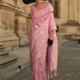 Odette Pink Silk Blend Woven Saree With Unstitched Blouse-picture-12