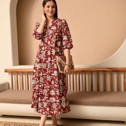 DECKEDUP Red Cotton Printed Three-Quarter Sleeves Dress-image-45