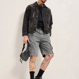The Bear House Grey Regular Fit Solid Shorts image 4