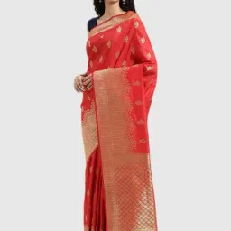 Vastranand Red Textured Saree With Blouse-11