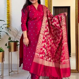 DIVASTRI Women Ethnic Motifs Printed Regular Kurta with Trousers & With Dupatta-picture-5
