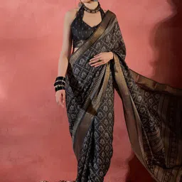 Mitera Bagh Zari Silk Blend Sungudi Saree-picture-9