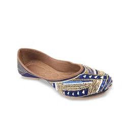 Anouk Women Embellished Ethnic Mojaris Flats-image-100