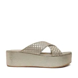 Aurelia Women's Zbelle Gold Cross Strap Sandals-image-2