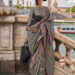 Odette Dark Green Organza Woven Saree With Unstitched Blouse-image-65