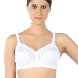 Triumph Delicate Doreen Wireless Non Padded Maximum Comfort Big-Cup Everyday Bra-image-83