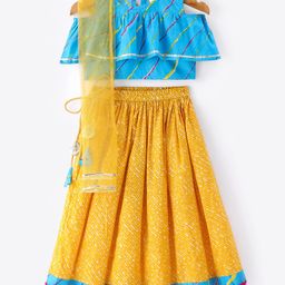 Teentaare Cotton Wove Cold Shoulder Sleeves Leheriya Printed Choli Lehenga Set with Dupatta Lace & Tassel Detailing - Blue & Yellow-image-36