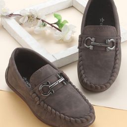 Cute Walk by Babyhug Slip On Solid Coloured Loafers With Applique - Brown-image-77