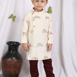 Polka Tots Boys Floral Embroidered Regular Thread Work Pure Cotton Kurta with Pyjamas-32