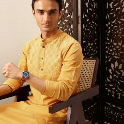 House of Pataudi Floral Embroidered Band Collar Pure Cotton Jashn Kurta with Trousers-image-24