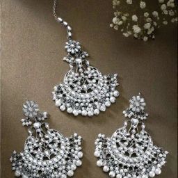 Peora Kundan Faux Beads Earrings Maang Tikka Set-image-29