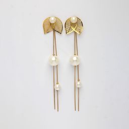 VESTIDO MODAS Gold-Plated Pearls Beaded Leaf Shaped Drop Earrings image 3