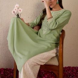 Indo Era Green Regular Fit Embroidered Kurta-image-66