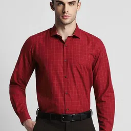 Peter England Checked Spread Collar Slim Fit Formal Shirt-picture-40