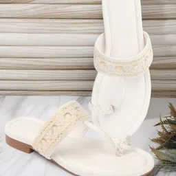 AVIVASTYLE Women One Toe Flats-40