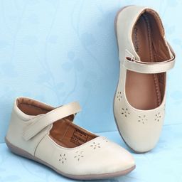 Pine Kids Party Wear Belly Shoes Floral Appliques - Cream-image-93