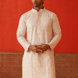 Jompers Men Geometric Embroidered Chikankari Kurta-picture-24