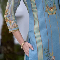 SHREE LAXMINARAYAN EXPORT Women Ethnic Motifs Print Sequinned Kurta Sets With Dupatta image 3