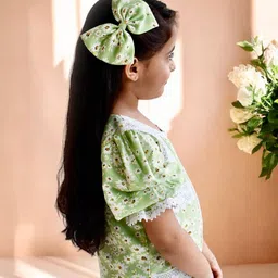 Fayon Kids Floral Print Flutter Sleeve Net A-Line Midi Dress image 4