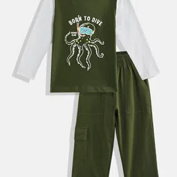 makemyfab Boys Printed Pure Cotton T-shirt with Trousers-picture-0