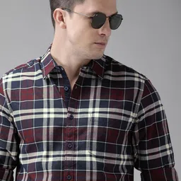Roadster Men Navy Blue & Maroon Regular Fit Oxford Checked Sustainable Casual Shirt-image-26