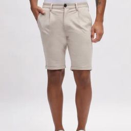 Lindbergh Off White Regular Fit Shorts-picture-41