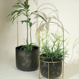 Muun Home Gold Iron Short Luna Standing Planter-picture-39