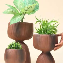 Muun Home Black Fiber-Glass Terracotta Aden Organic Planter (Small)-image-5